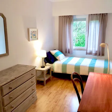 Rent this 2 bed apartment on Escola EB1/JI Beça Múrias in Rua da Medrosa, Oeiras