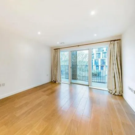 Rent this 1 bed apartment on Cashiers Office in 2 Hillman Street, London