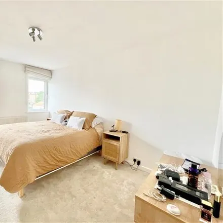 Image 5 - Kings College Court, 55 Primrose Hill Road, Primrose Hill, London, NW3 3EA, United Kingdom - Apartment for rent