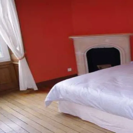 Rent this 2 bed townhouse on 44850 Saint-Mars-du-Désert