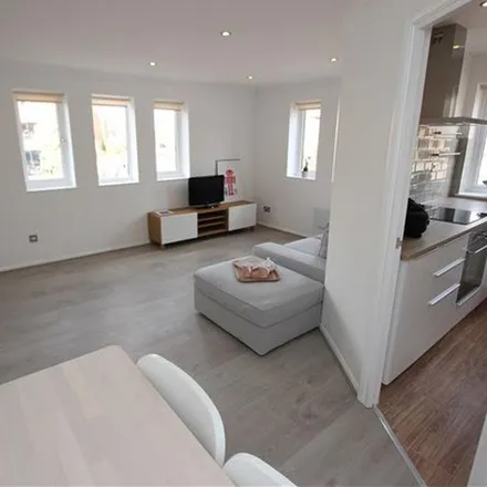 Image 2 - 34 Spirit Quay, St. George in the East, London, E1W 2NG, United Kingdom - Apartment for rent