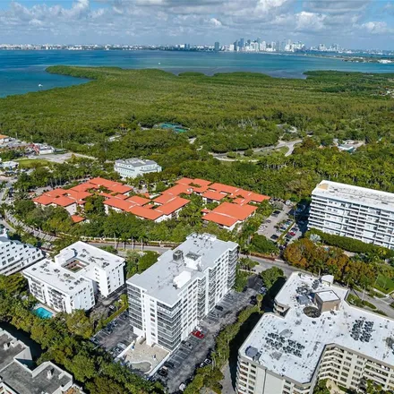 Image 2 - Island Breakers, 150 Ocean Lane Drive, Key Biscayne, Miami-Dade County, FL 33149, USA - Apartment for rent