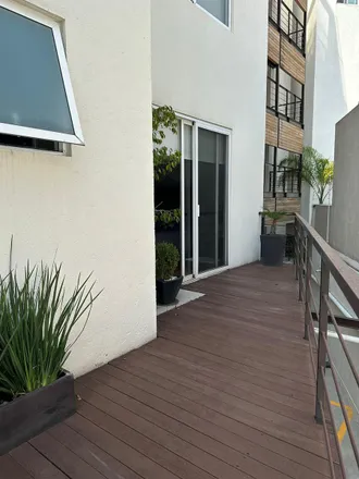 Rent this studio apartment on Concepción Lombardo de Miramón in Lomas Verdes 6ta Sección, 53126 Ciudad Satélite
