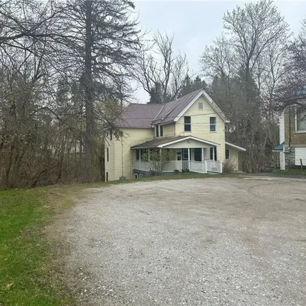 Image 3 - 19 Trinity Avenue, Village of Gouverneur, Saint Lawrence County, NY 13642, USA - House for sale