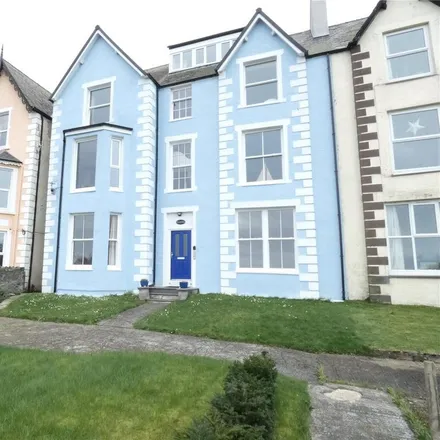 Rent this 2 bed apartment on Shore Road in Llanfairfechan, LL33 0BS