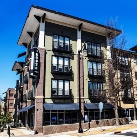 Buy this 2 bed condo on Chamblee Northwest Park and Ride in Peachtree Road, Chamblee