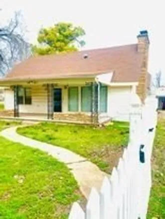 Buy this 4 bed house on 1697 East Foreman Drive in El Reno, OK 73036