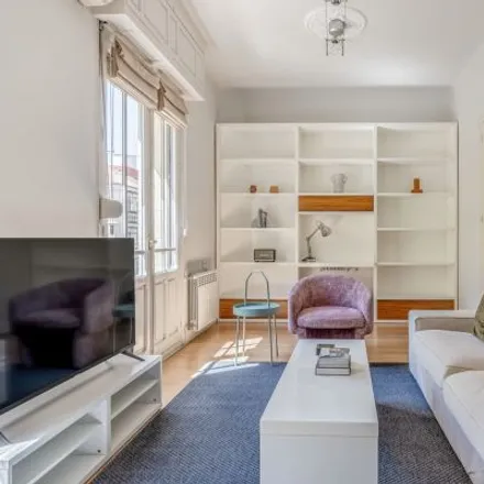 Rent this 3 bed apartment on Madrid in Calle de Santa Feliciana, 17