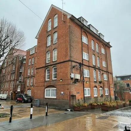 Buy this 1 bed apartment on Wedmore Street in London, N19 4RB