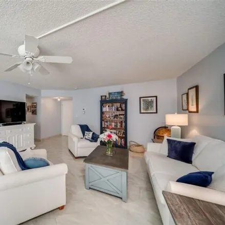 Image 9 - 898 Briny Avenue, Harbor Village, Pompano Beach, FL 33062, USA - Condo for sale