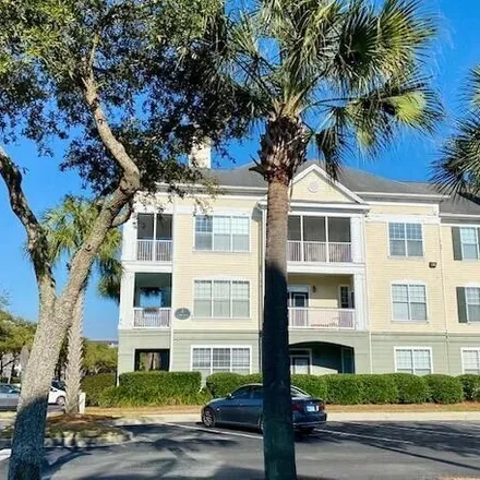 Rent this 2 bed house on River Landing Drive in Charleston, SC 29402