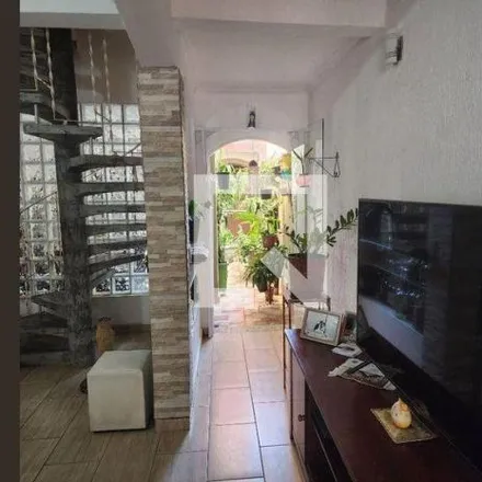 Buy this 3 bed house on Rua Rosa Rossi in Assunção, São Bernardo do Campo - SP