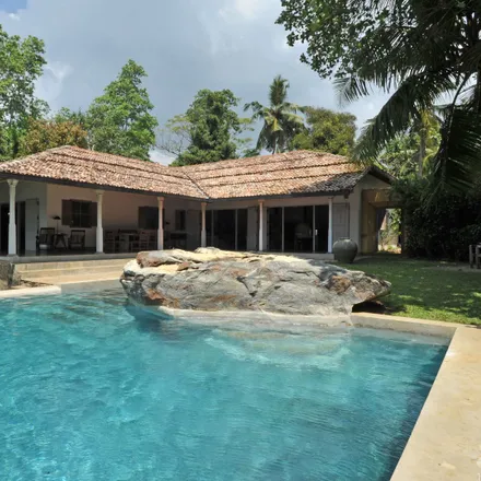 Rent this 4 bed house on Beach views in Colombo -Matara Road, Ahangama 80650