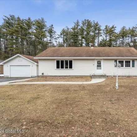 Buy this 3 bed house on 393 Reynolds Road in Fort Edward, Town of Moreau