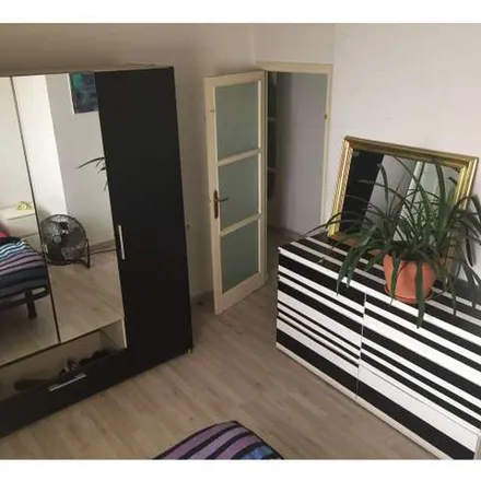 Rent this 2 bed apartment on Giorgeta - Ctra. D'Escrivà in Avinguda de Giorgeta, 46007 Valencia