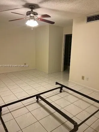 Image 7 - 11371 Northwest 16th Court, Pembroke Pines, FL 33026, USA - Townhouse for sale
