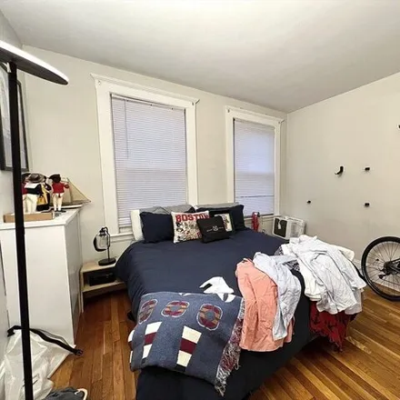 Image 3 - 30 Kinross Rd Apt 4, Boston, Massachusetts, 02135 - Condo for rent