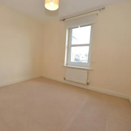 Rent this 2 bed apartment on Southampton Road in Eastleigh, SO50 5QS