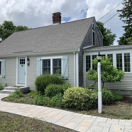 Rent this 4 bed house on 49 Richfield Road in Sand Hills, Scituate