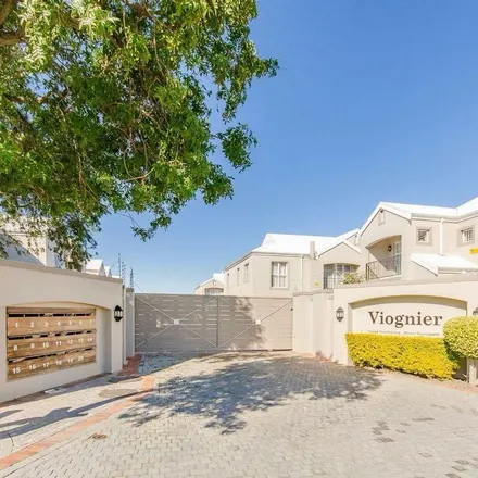 Image 7 - Woodlands Close, Tara, Western Cape, 7550, South Africa - Townhouse for rent