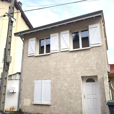 Rent this 3 bed apartment on 1 Avenue Laurent Bonnevay in 69350 La Mulatière, France