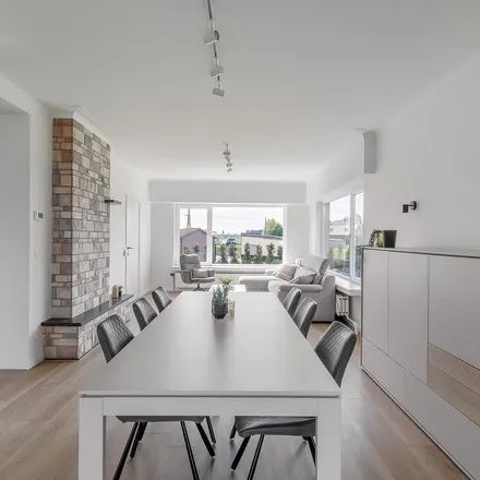Rent this 4 bed apartment on Kapelstraat 131 in 2520 Ranst, Belgium