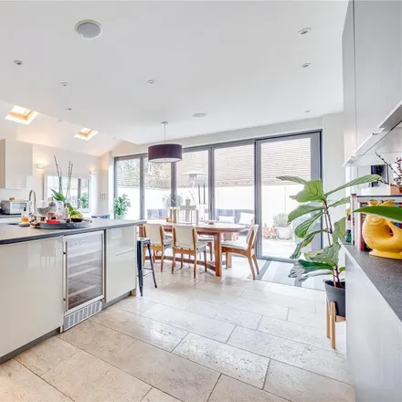 Rent this 6 bed townhouse on Studdridge Street in London, SW6 2TS