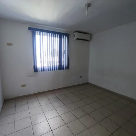 Rent this studio house on Avenida Puerta de Hierro in Puerta de Hierro, 64346 Monterrey