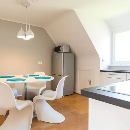 Rent this 1 bed apartment on Heidberg 15 in 22301 Hamburg, Germany