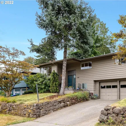Buy this 5 bed house on 3326 Southwest Marigold Street in Portland, OR 97219