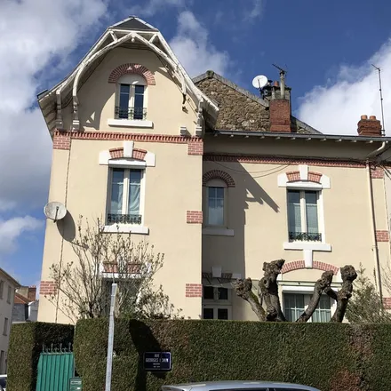 Image 3 - 36 Rue de la Déliade, 87100 Limoges, France - Apartment for rent