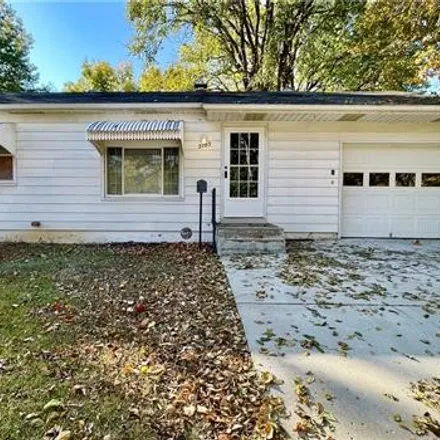 Buy this 2 bed house on 2105 Northeast Pursell Road in Gladstone, MO 64118