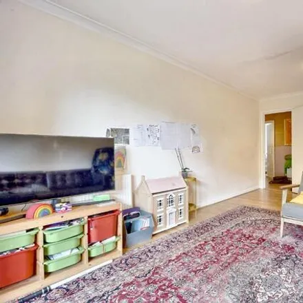 Image 3 - Salcombe Lodge, 1 Lissenden Gardens, London, NW5 1LR, United Kingdom - Apartment for sale