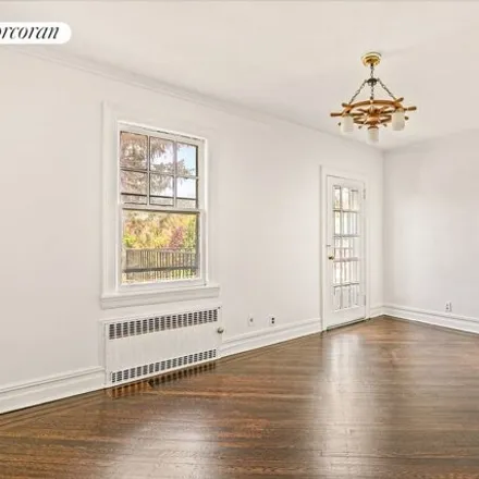 Image 9 - 119 80th Street, New York, NY 11209, USA - House for sale