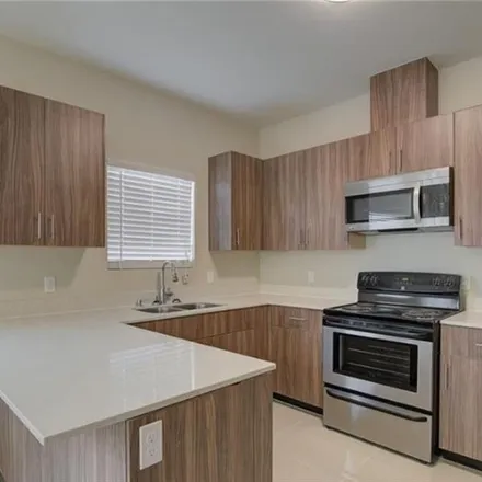 Image 4 - Garfield Avenue, Edinburg, TX 78540, USA - Apartment for rent