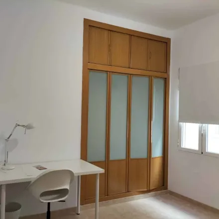Rent this studio room on Carrer d'Astúries in 9, 46023 Valencia