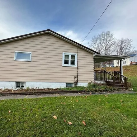 Image 4 - 113 Perks Street, Hudson, Decatur Township, PA 16866, USA - House for sale