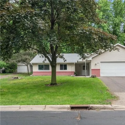 Image 1 - 2170 Holloway Ave E, Maplewood, Minnesota, 55109 - House for sale