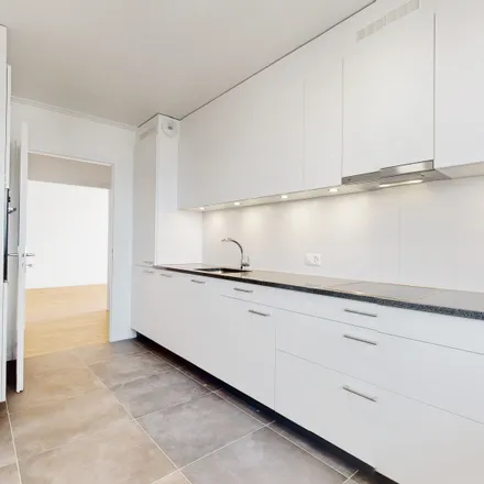 Rent this 4 bed apartment on Avenue du Grey 38 in 1004 Lausanne, Switzerland