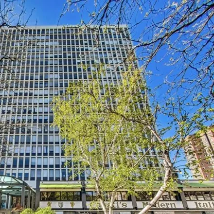 Buy this 2 bed condo on 2402-2420 North Clark Street in Chicago, IL 60614