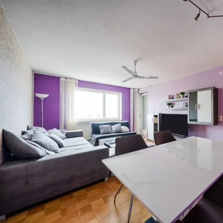 Rent this 3 bed apartment on Max-Kaiser-Straße in 97424 Schweinfurt, Germany