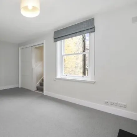 Rent this studio apartment on 55 Hans Road in London, SW3 1RL
