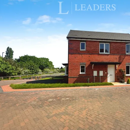 Rent this 3 bed house on Doncaster Road in Hatfield, DN7 6EB