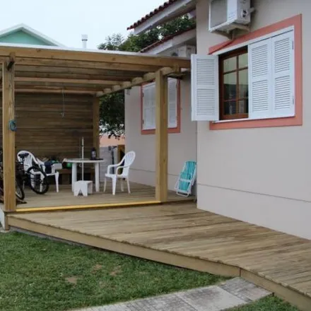 Buy this 3 bed house on Rodovia Francisco Arcanjo Grillo in Jurerê Internacional, Florianópolis - SC