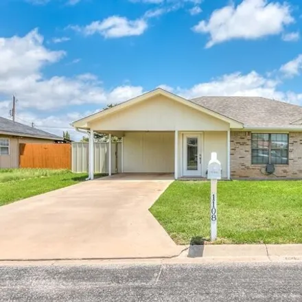 Buy this 3 bed house on 1178 Guthrie Street in San Angelo, TX 76901