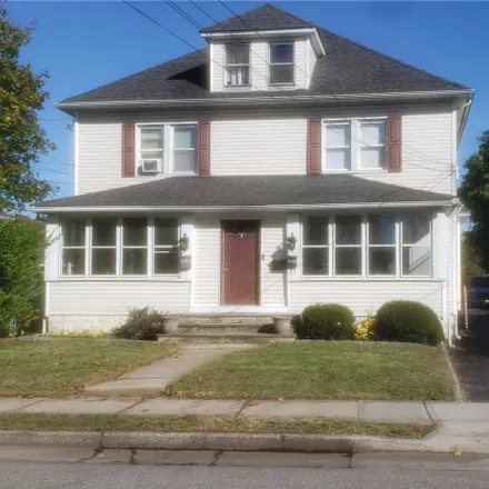 Image 1 - 131 Maple Avenue, Village of Patchogue, NY 11772, USA - Duplex for sale