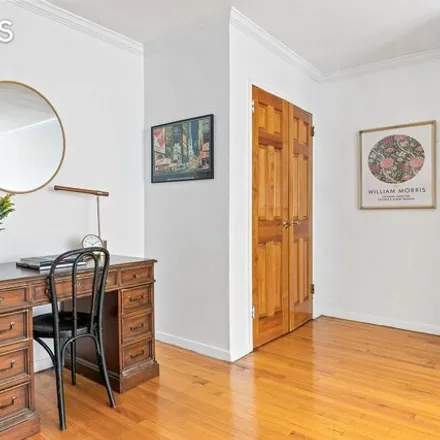Image 5 - 302 East 88th Street, New York, NY 10128, USA - Apartment for sale