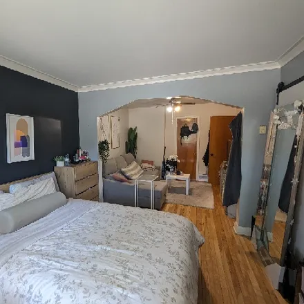 Image 2 - 6982 Rue Briand, Montreal, QC H4E 3H9, Canada - Room for rent