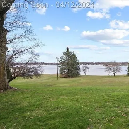 Image 9 - Hilltop Drive, Oxbow, White Lake Charter Township, MI 48386, USA - House for sale