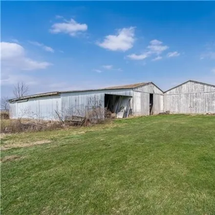 Image 4 - 21277 State Route 47, Logansville, Pleasant Township, OH 45340, USA - House for sale